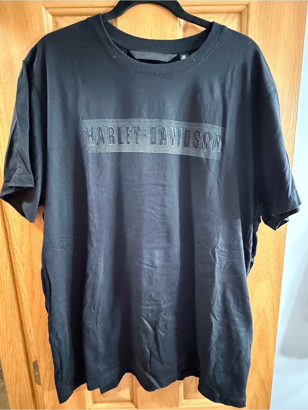 Harley-Davidson Black Tee with Subtle Gray Logo